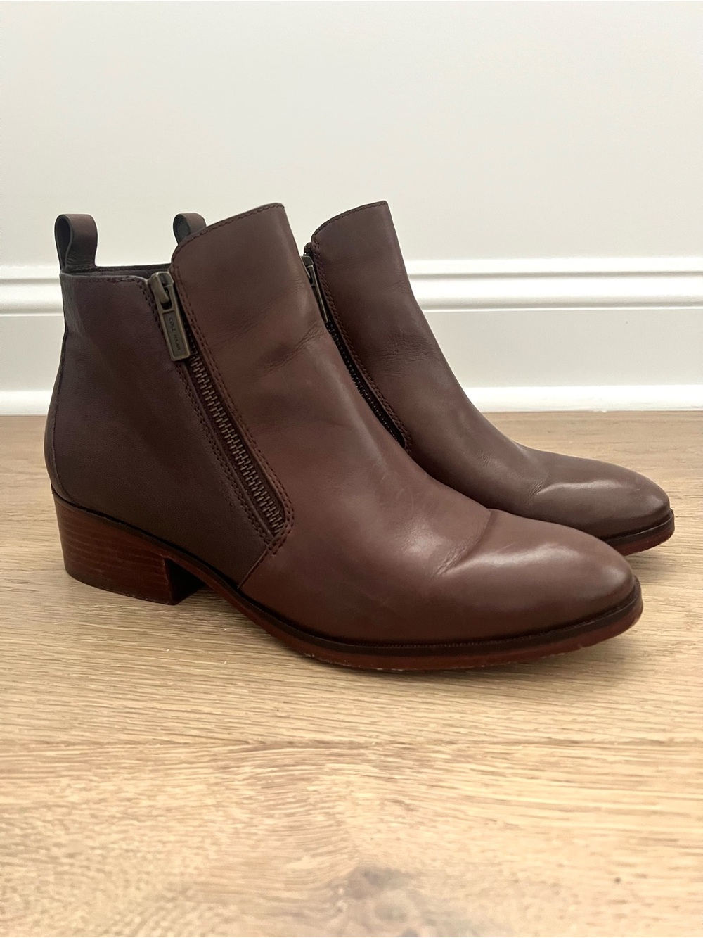 Cole Haan Side Zip Ankle Booties Brown Leather Waterproof Women's Size 10B